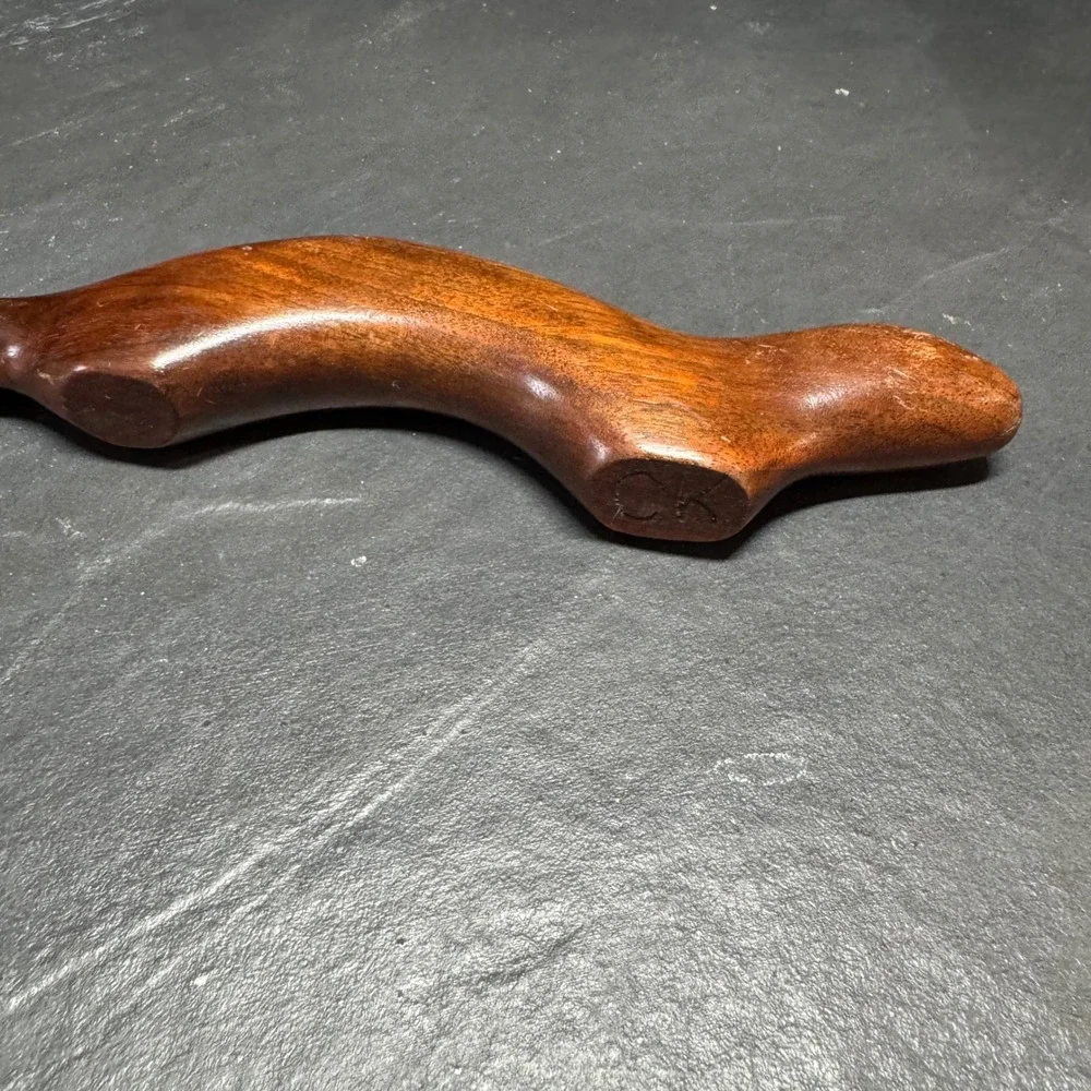 Hand Carved Artisan Olivewood Otter Letter Opener Ergonomic Otter Shape Hardwood - Picture 5 of 7